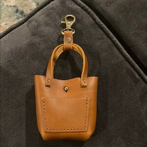 Portland Leather Goods Teeny Tiny Tote Keychain in Honey